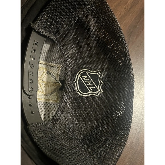 Vegas Golden Knights adidas Snapback Hat Trucker Hat Back - Picture 4 of 9
